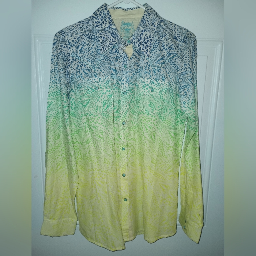 Tailored fit snap blouse size small